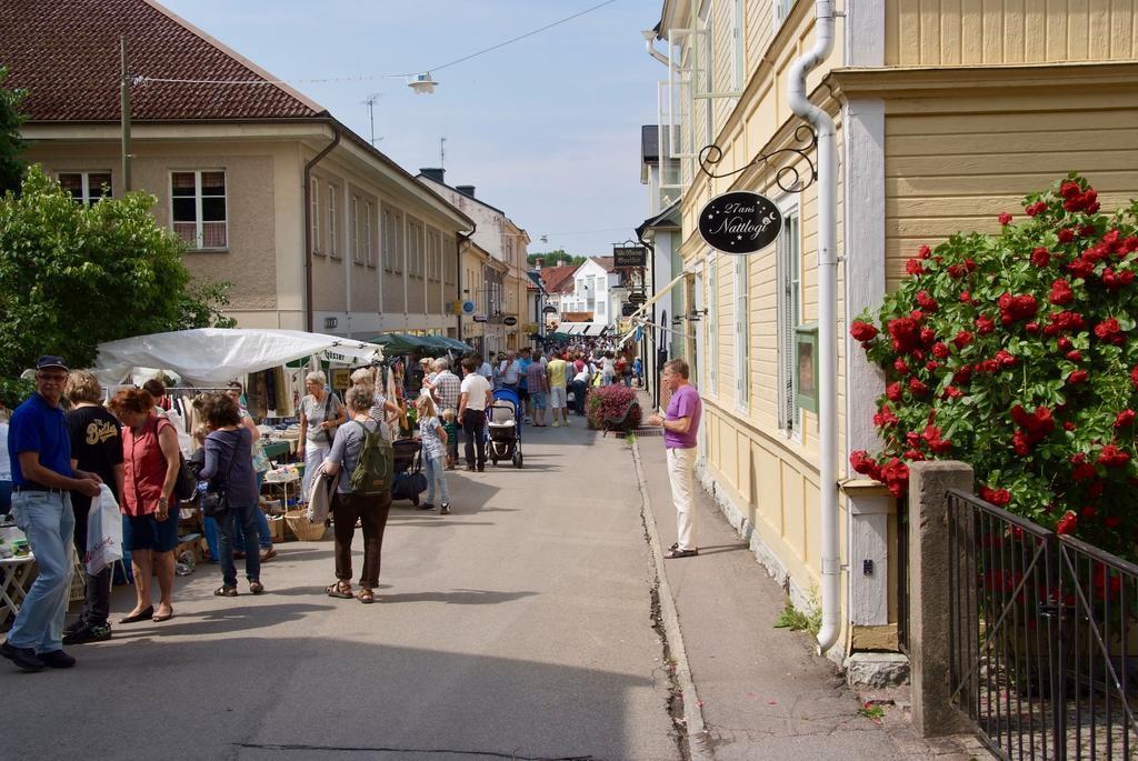 27Ans Nattlogi Acomodação com café da manhã Vadstena Exterior foto